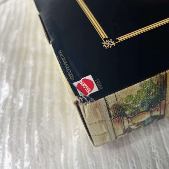 KEN & BARBIE AS ROMEO AND JULIETTE 1st IN A SERIES, TOGETHER FOREVER COLLECTION - Picture 11 of 15